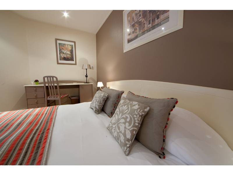 Hotel Le Chateau De La Tour
