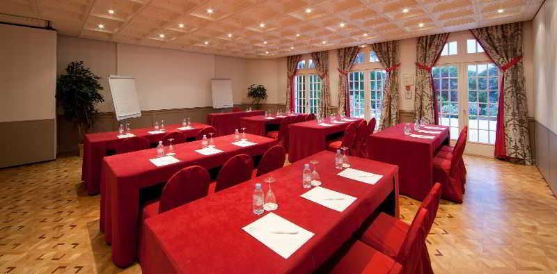 Le Chateau De La Tour 4*