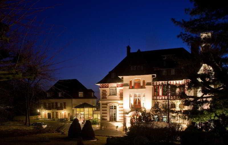 Le Château De La Tour Hotel 4*