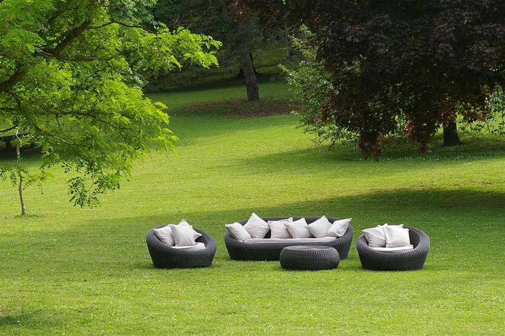 Hotel Le Château De La Tour 4*