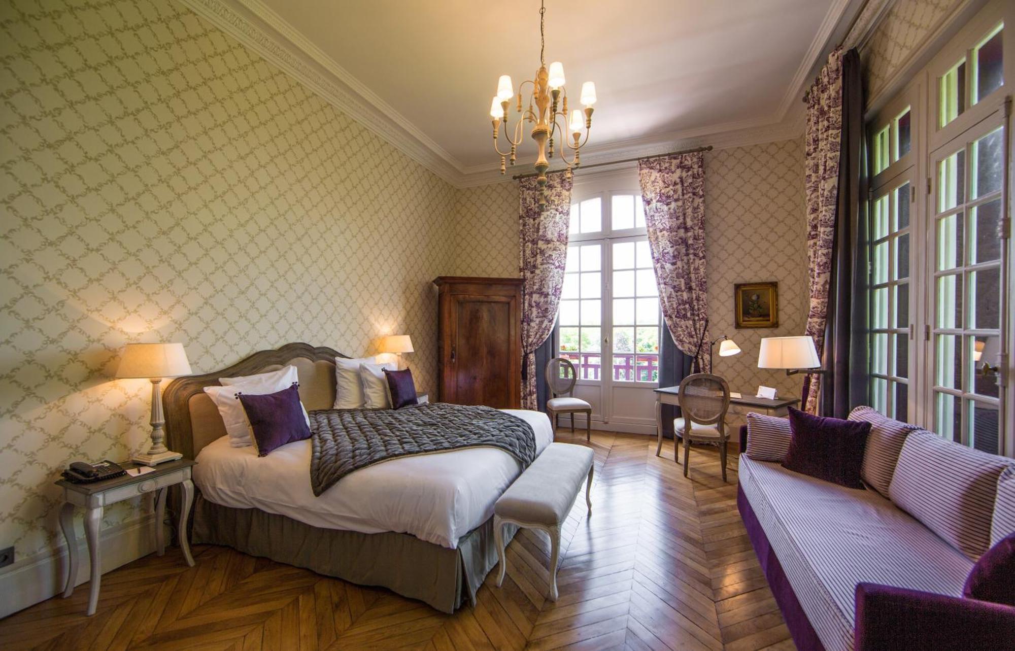 Hotel Le Château De La Tour Gouvieux