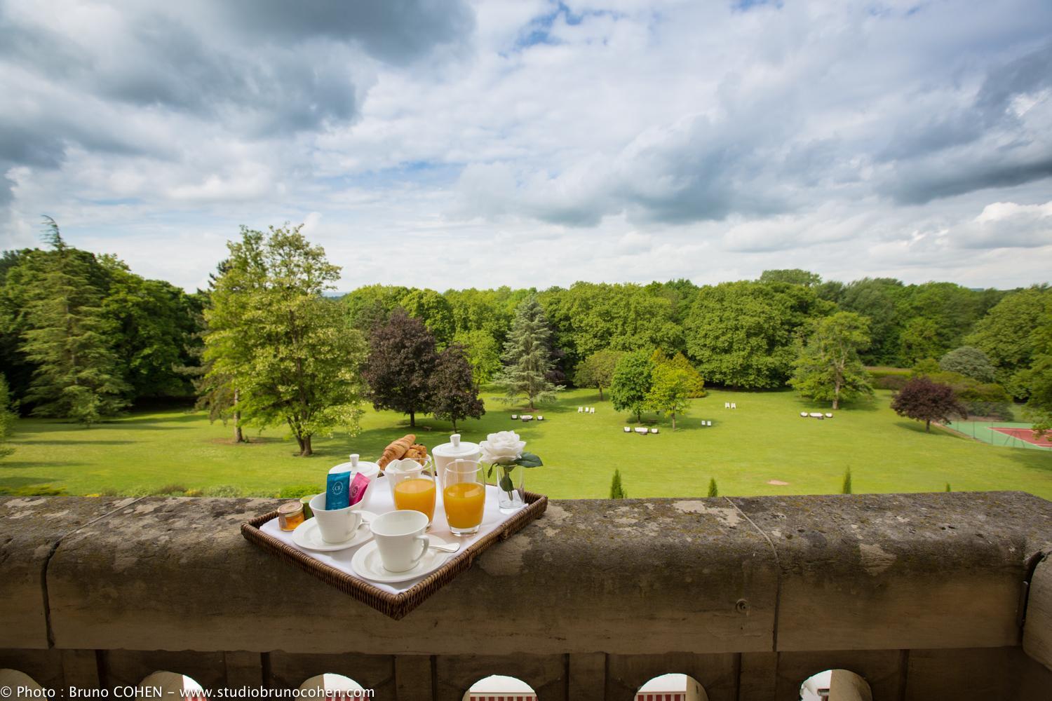 Le Chateau De La Tour Hotel