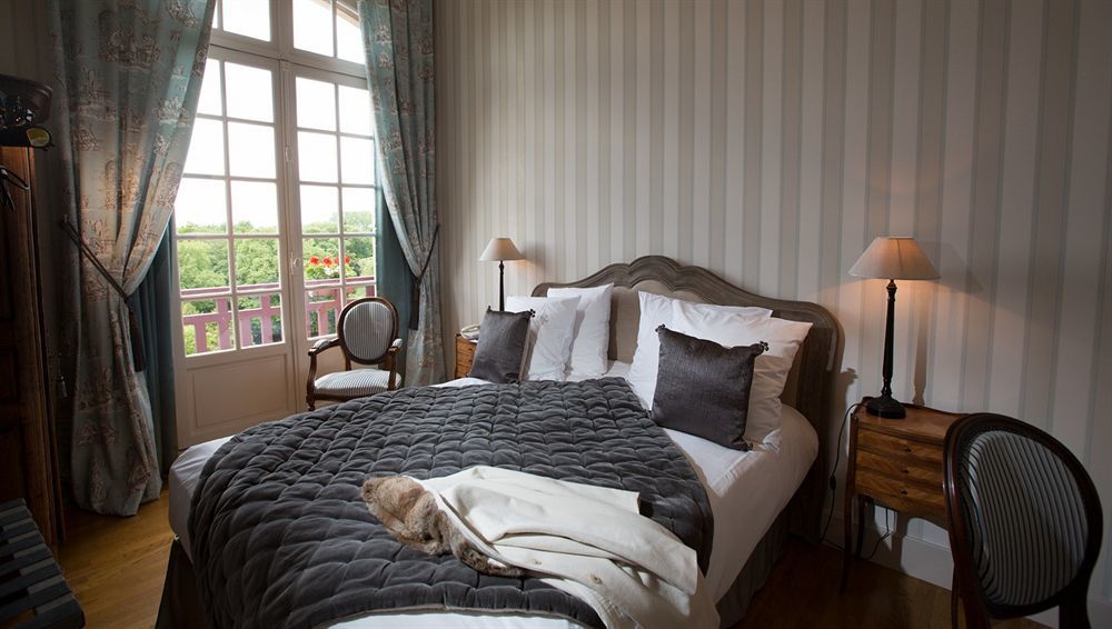 Hotel Le Chateau De La Tour Gouvieux